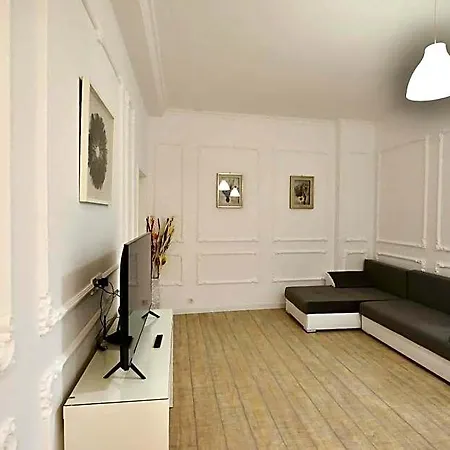 Otilia Aparthotel 4*